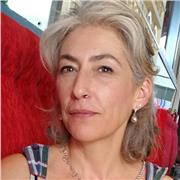 Profesora nativa bilingüe francés español  con Grado de Filología Hispánica por la universidad de Sorbonne Paris